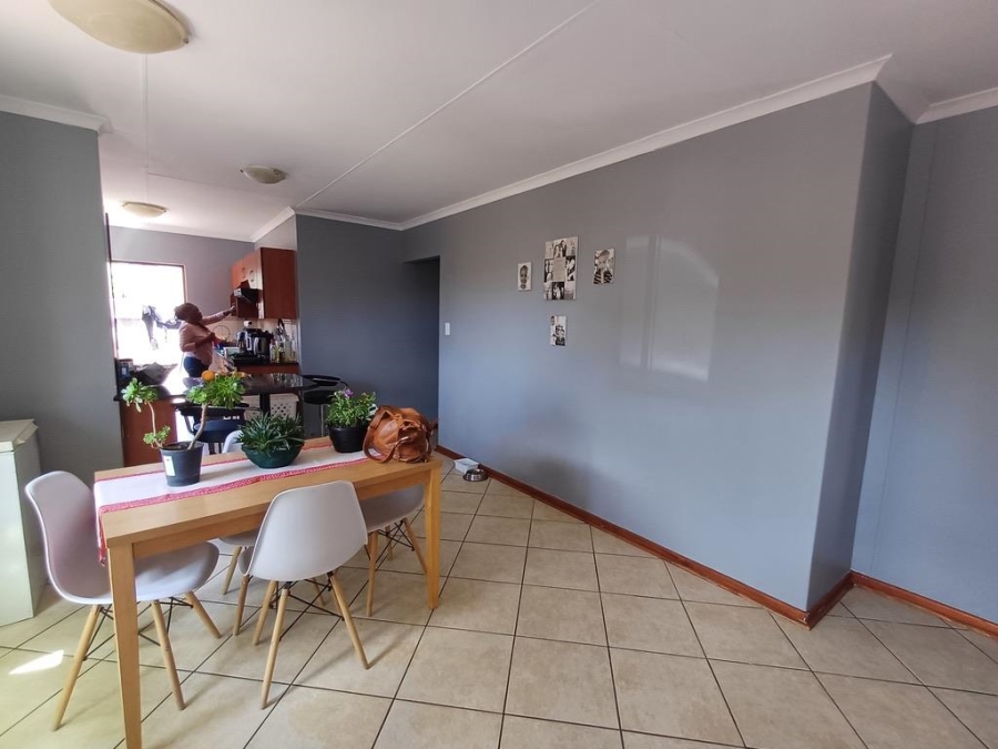 3 Bedroom Property for Sale in Hillside Free State